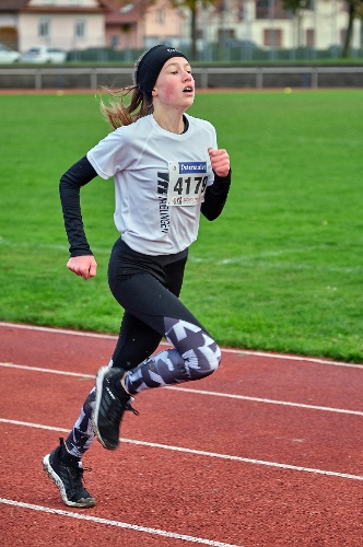 Bianca Böhnke am 09.11.19 bei den Baden-Württembergischen Waldlaufmeisterschaften in Ötigheim