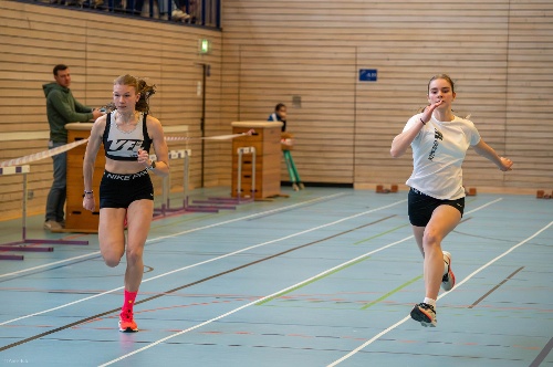 https://www.leichtathletik-vfl-waiblingen.de/content/igal/11-ah_2025_02_15-185-YALHFP-L-3297.jpg