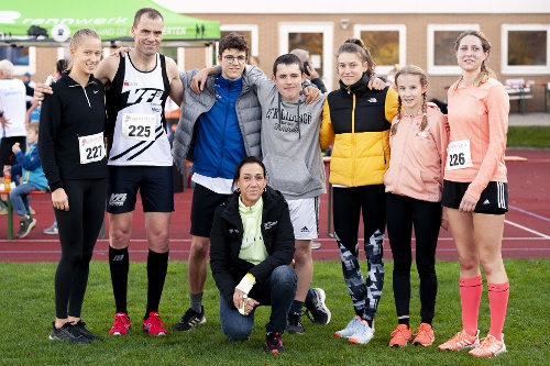 V.l.n.r. Janina Schlägel , Ralph Müller , Luca Gränzer , Elke Widmann , Lenny Gränzer , Bianca Böhnke , Luise Pohl , Valerie Lempp © Frederick Kämpfert