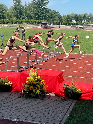 https://www.leichtathletik-vfl-waiblingen.de/content/igal/img_2094-XXOC2J-L-3385.jpg