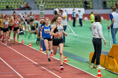 Bianca Böhnke über 1500 m © Roman Böhnke